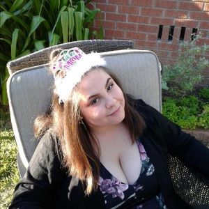 Meet your Posher, Alysha